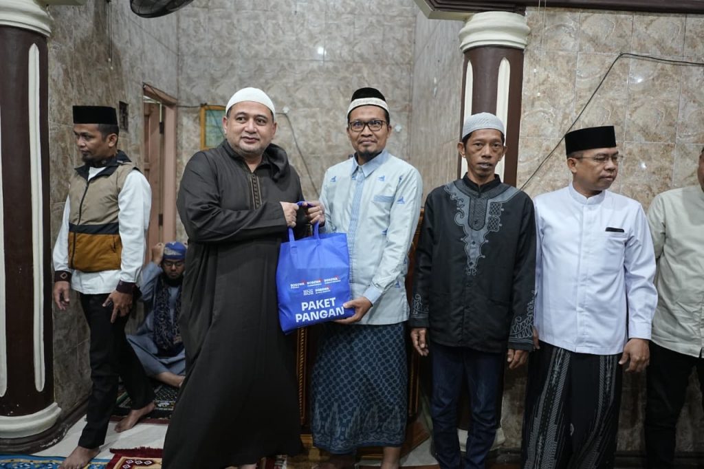 Sebulan Penuh Bergerak, Wali Kota Makassar Sapa Warga Lewat Subuh dan Tarawih Keliling