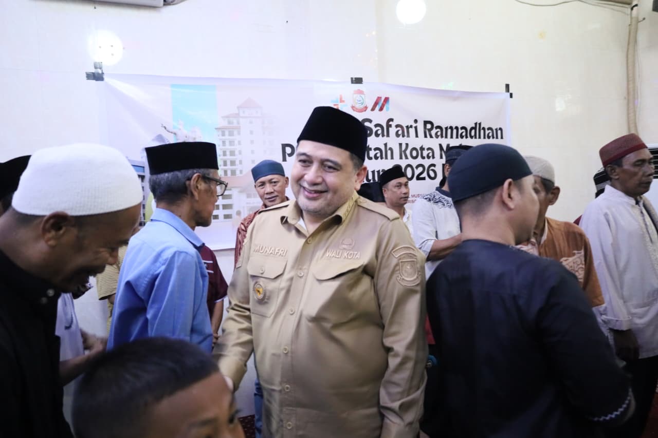 Safari Ramadan di Rajawali, Wali Kota Makassar Ajak Warga Sambut Pasar Murah