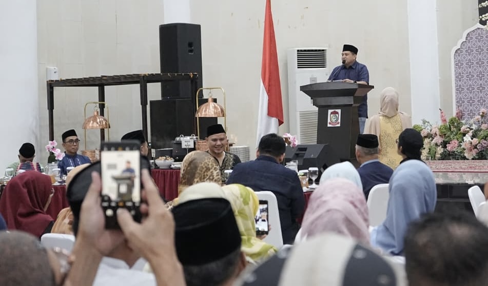 Buka Puasa Bersama Alumni SMADA, Wali Kota Makassar Dorong Kontribusi Majukan Sekolah