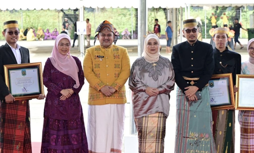 Pimpin Upacara Hari Pendidikan Nasional, Appi Gaungkan Pendidikan Inklusif dan Berkualitas