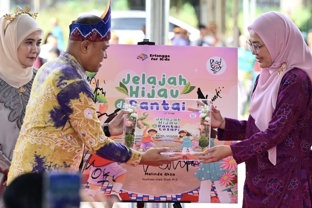 Tekankan Pendidikan Kontekstual Anak, Melinda Aksa Luncurkan Buku di Hardiknas 2026