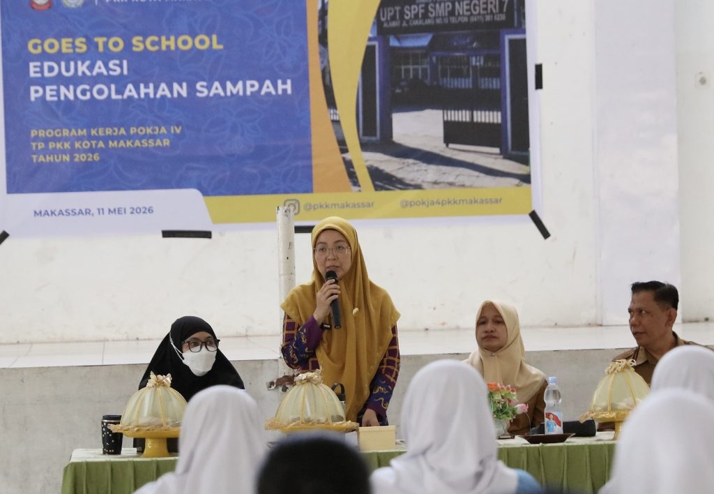 TP PKK Kota Makassar Goes to School, Ajak Siswa Kelola Sampah di Sekolah