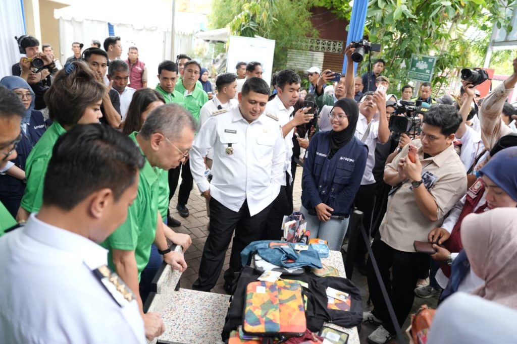 Appi: Ekonomi Sirkular Bergerak di Makassar, Sampah Disulap Jadi Produk Bernilai Tinggi