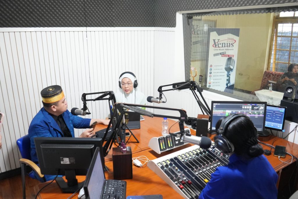 Sapa Warga Makassar di Ngopi Halo Radio Venus, Melinda Aksa Perkenalkan Program Mulianya PKK