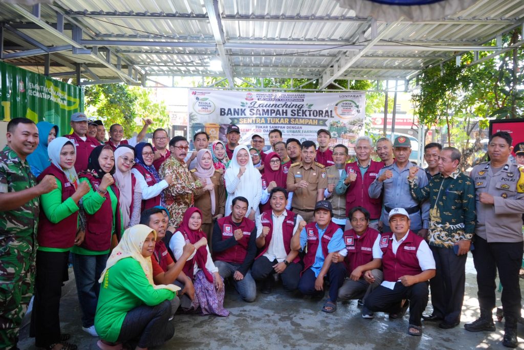 Transformasi Pengelolaan Sampah Berlanjut, Ketua Dewan Lingkungan Luncurkan Bank Sampah Sektoral Panakkukang