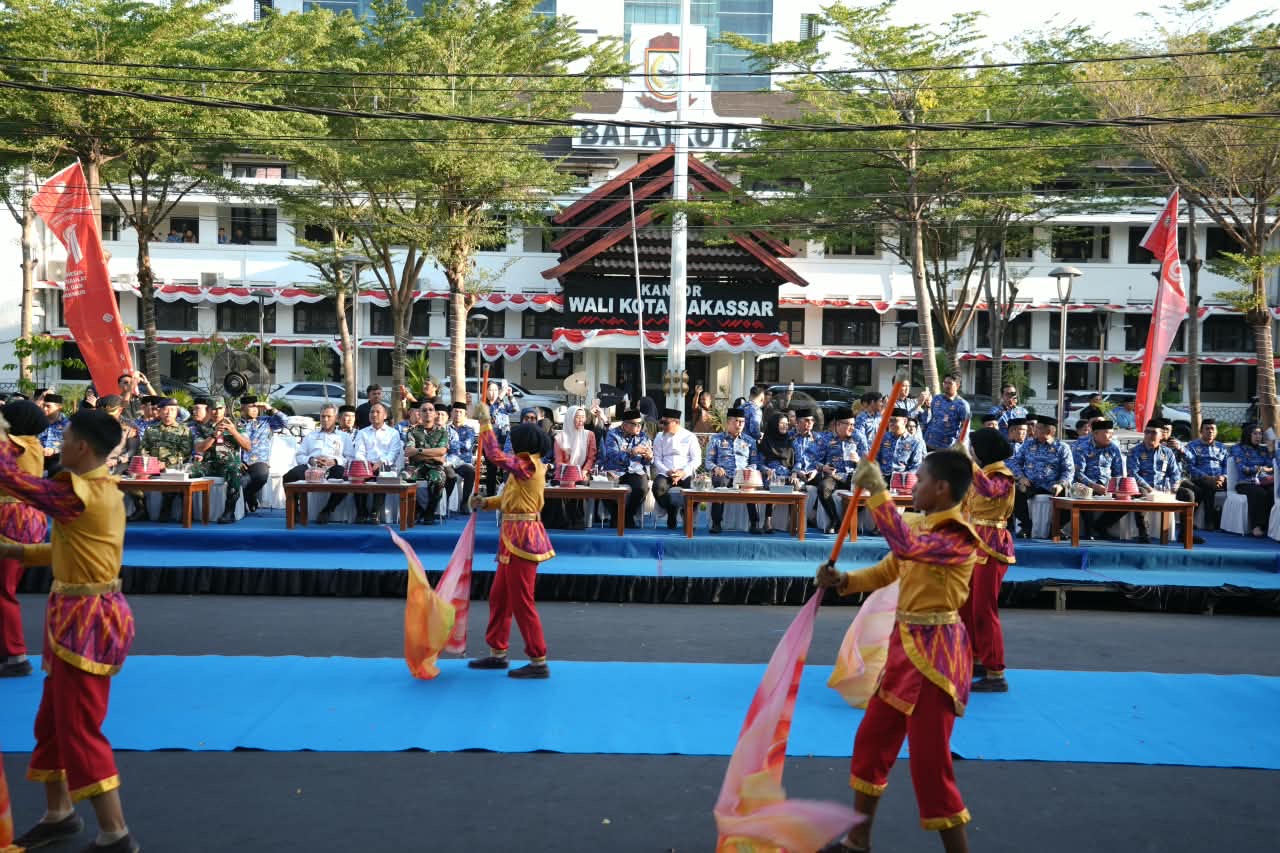 1.157 Peserta dari 38 Provinsi dan 79 Kementerian-Lembaga Ikuti Defile MTQ KORPRI di Makassar
