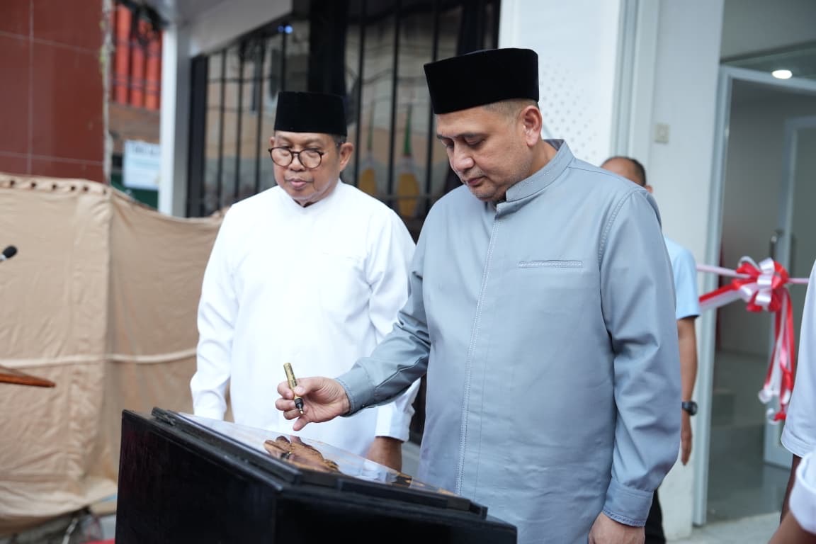 Munafri Dorong Masjid Jadi Pusat Pembinaan Generasi Qurani Saat Resmikan Masjid Maradekaya