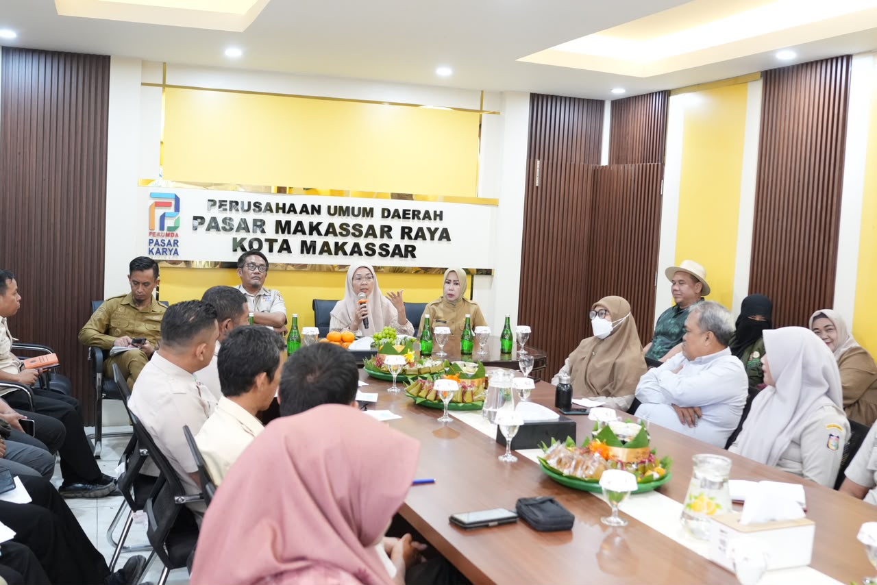 Evaluasi 18 Pasar di Makassar, Ketua Dewan Lingkungan Tekankan Pemilahan Sampah Wajib Dimulai dari Pedagang