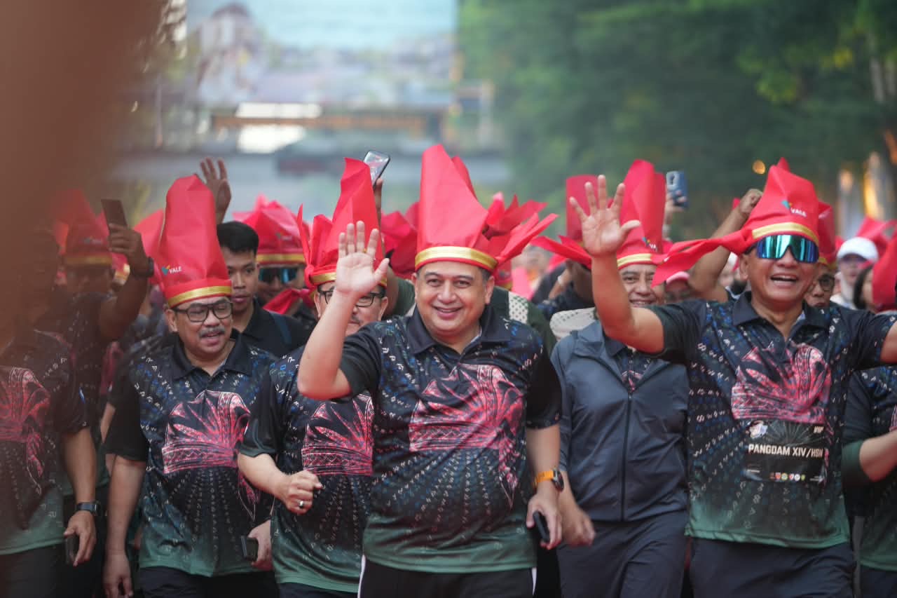 Wali Kota Makassar dan Pangdam XIV Hasanuddin Ikut Lari di Patonro Elite Run 2026